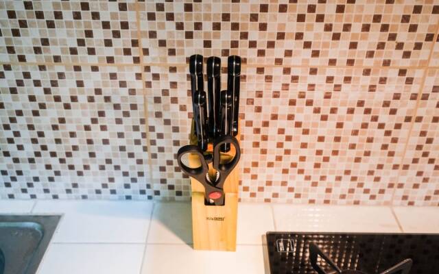 Fully Furnished Studio With Comfortable Design Dave Apartment