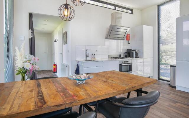 Cube Exclusiv - lakehouse with lakeview