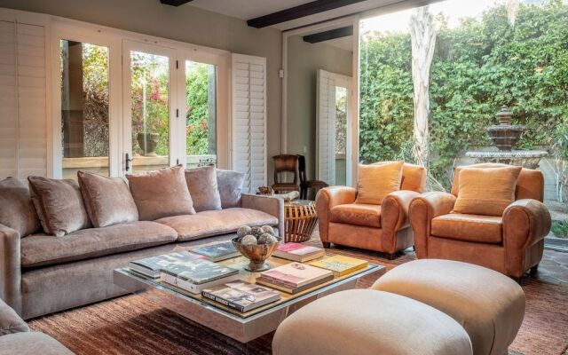 Villa Carmelita - The Sonny & Cher House