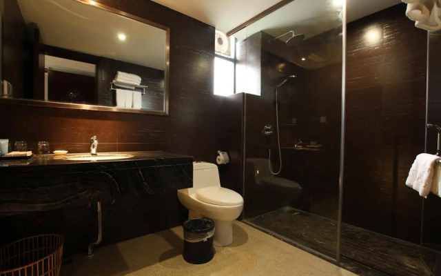 Yangshuo Spring Hill Hotel