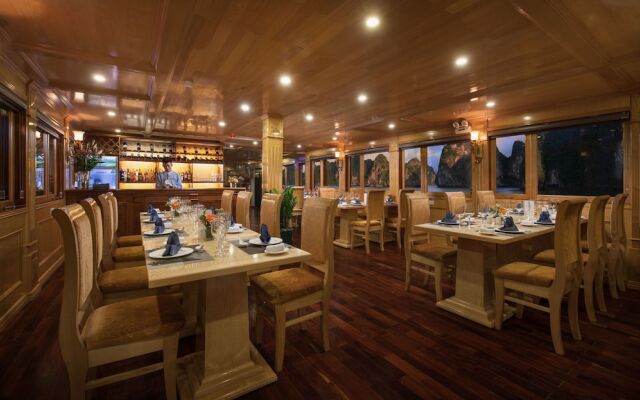 Maya Halong Cruises