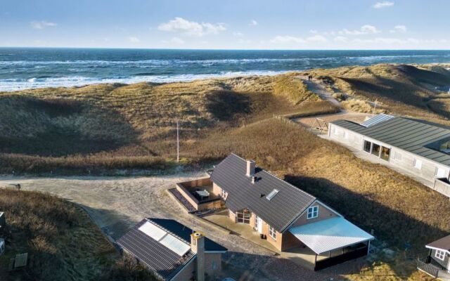 "Clarissa" - 30m from the sea in Western Jutland