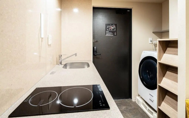 Section L Yushima - Ueno