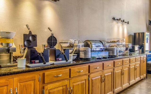 Comfort Inn Millersburg