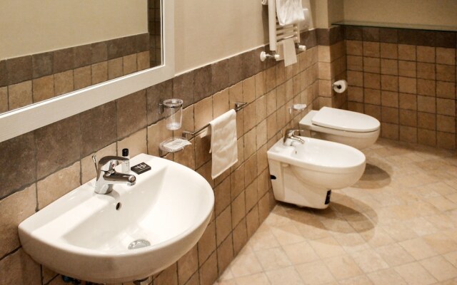 LHP Suite Rivisondoli