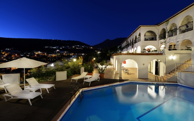 Kalamar Hotel