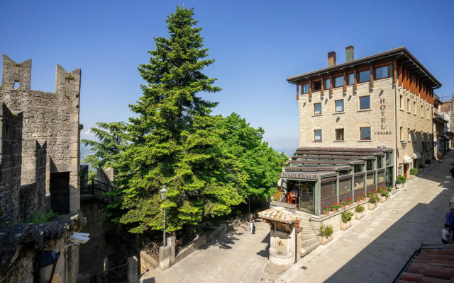 Hotel Cesare