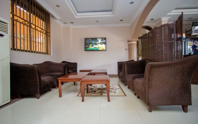 Tristar Hotel