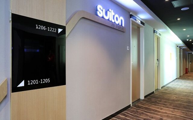 Suiton By Paxton