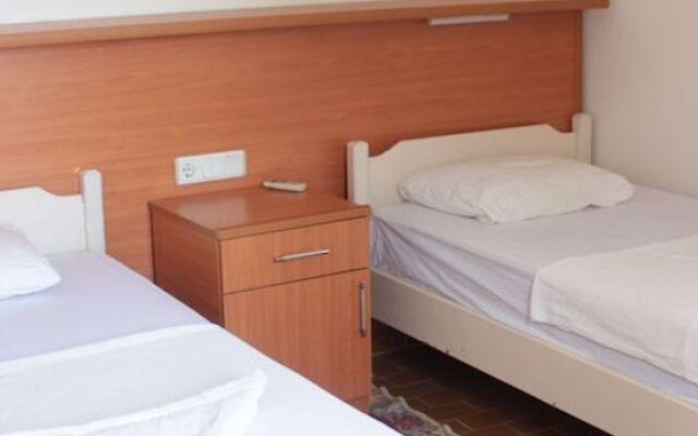 Zeybek 2 Pension & Apart