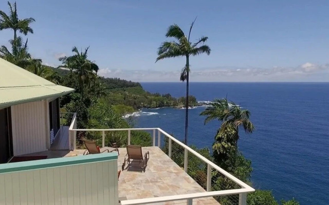 Paradise Bluff 3 Bedroom Home