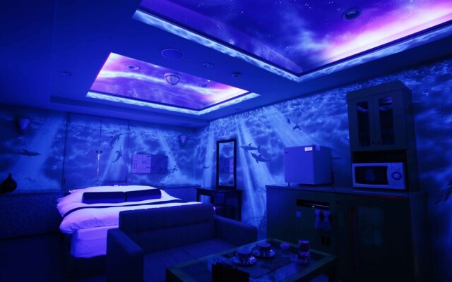 Iwatsuki Waterhotel Mw - Adult Only
