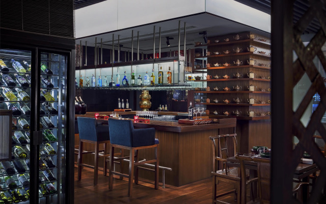 Grand Hyatt Mumbai Hotel and Serviced Apartments