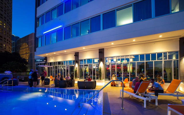 Aloft Tampa Downtown