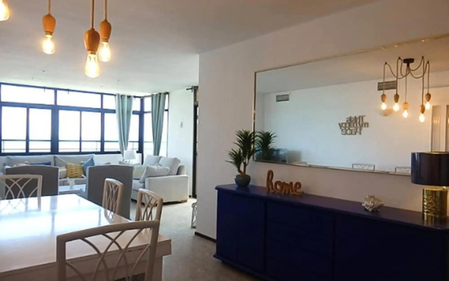 Waterfront Playamar Apartments