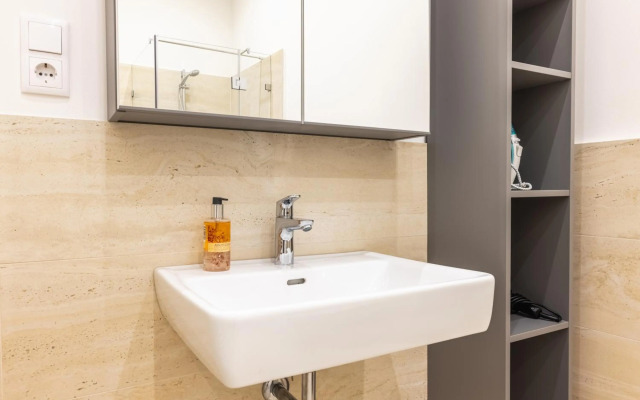 Spacious 2 bedroom apartment nearby center