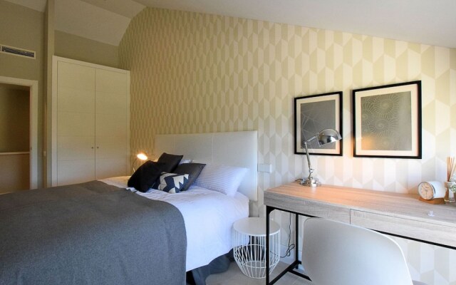 Modern Apartment in Estepona Spain with Terrace