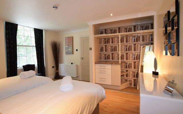 Clifton Serviced Apartments