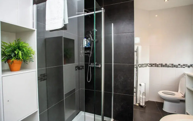Spacious 5 Bed House Newcastle Gateshead