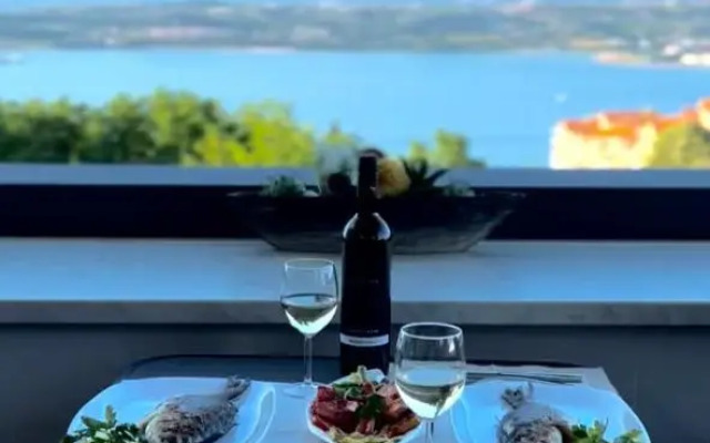 Lux -Luxury Sea and Mountains View Apartment-NEW