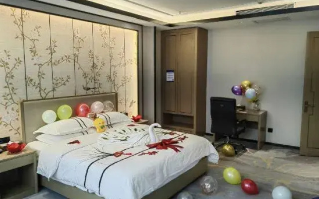 Changji Xilong Aotai Hotel