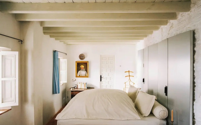 Alhambra Townhouse in Granada