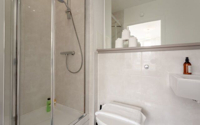 Contemporary 2 Bedroom Apartment in Haggerston