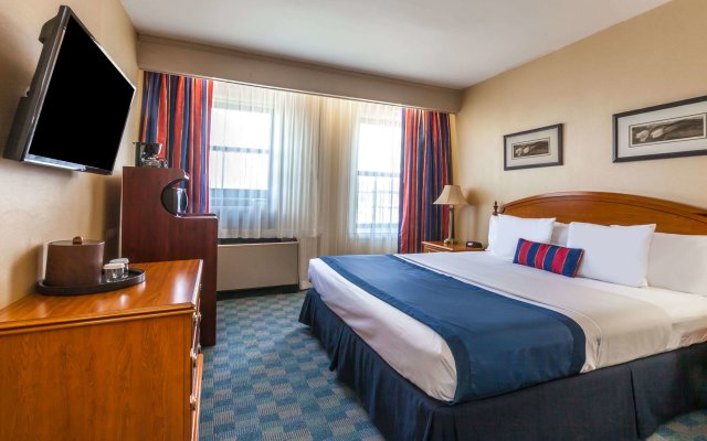 Ramada by Wyndham Jersey City