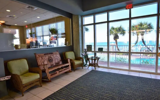 Palmetto Beachfront Hotel