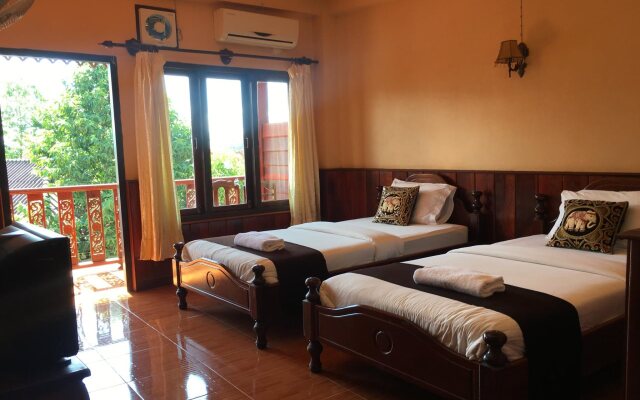 Mountain Riverview Guesthouse