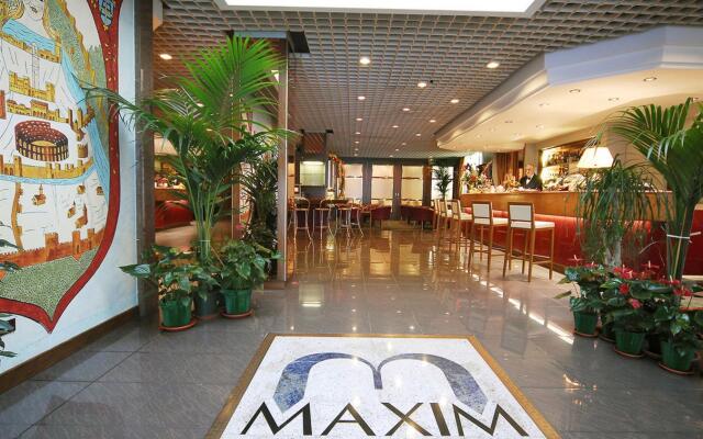 Hotel Maxim