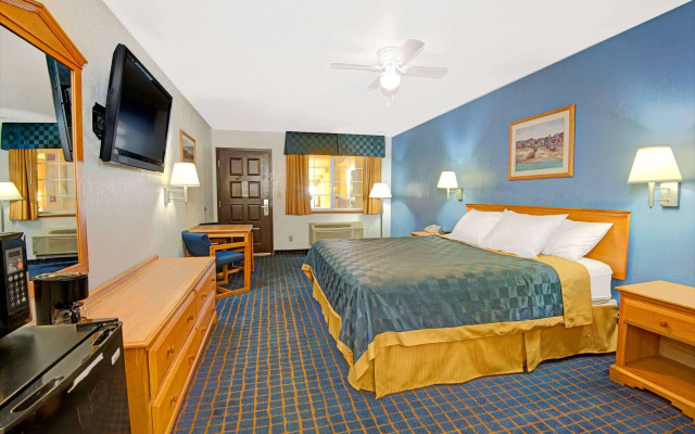 Days Inn by Wyndham El Paso West