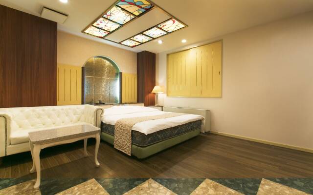 Hotel Atlantis Toyonaka (Adult Only)