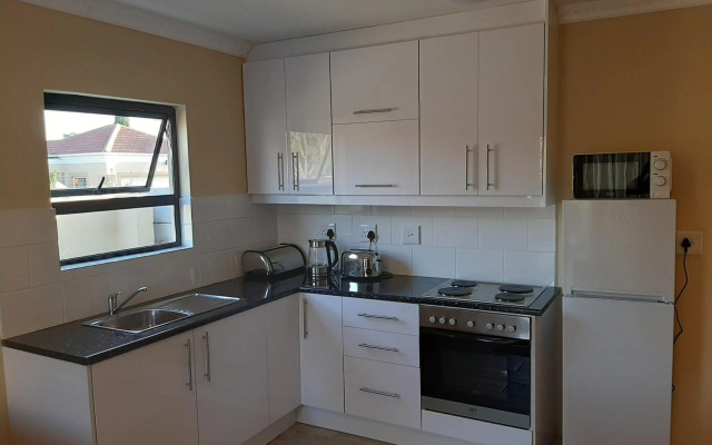 Shalom Self Catering