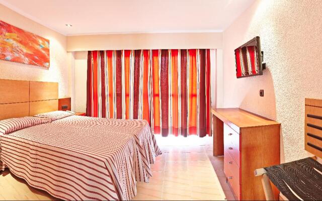 MLL Caribbean Bay Hotel