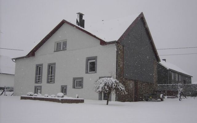 Apartment in Heppenbach With Terrace