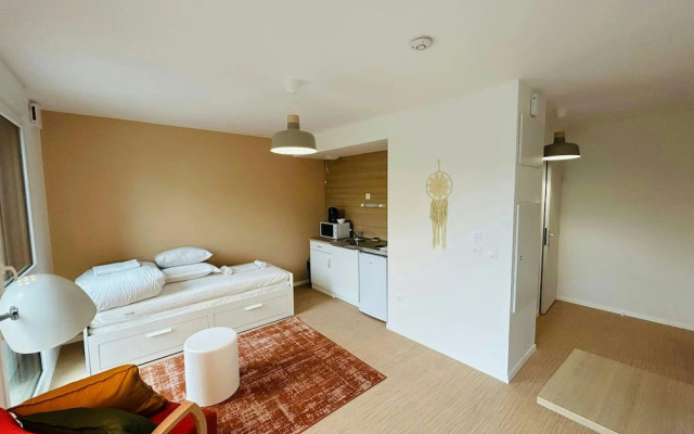 We Live In R - Suite 204