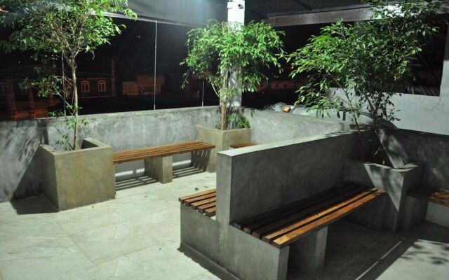 Cafe Aroma Inn