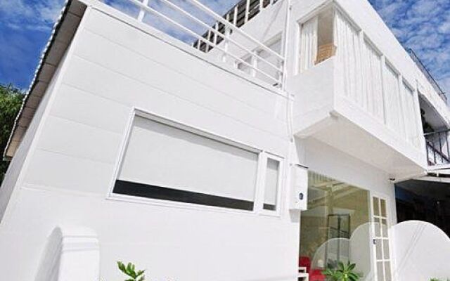 Q House
