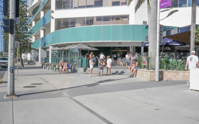 ULTIQA Air On Broadbeach