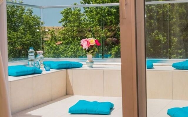 Villa Almira 2