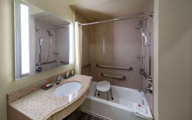 La Quinta Inn & Suites by Wyndham Houston New Caney