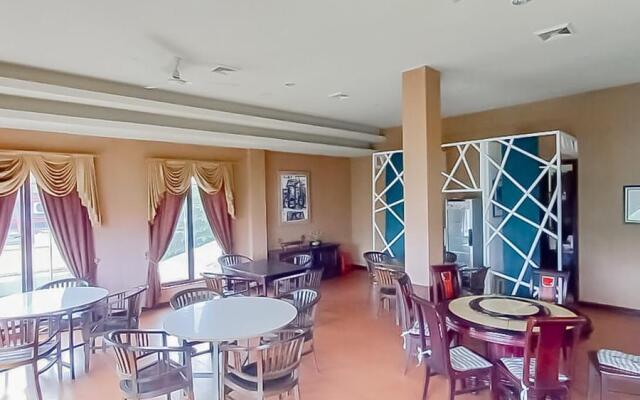 RedDoorz Premium @ Hotel Green Wattana Sentul