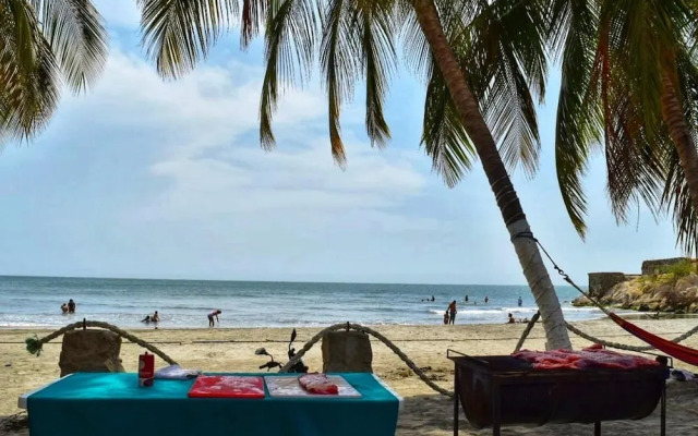 The Cantamar Beach Hostel