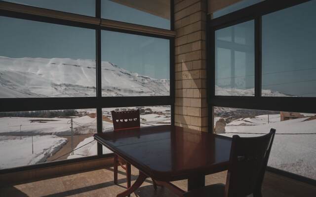 Mountain View Cedars