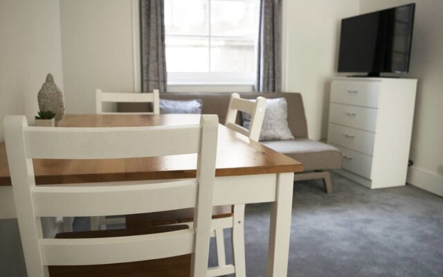 2BR Home Near Trendy Shoreditch, 6 Guests!