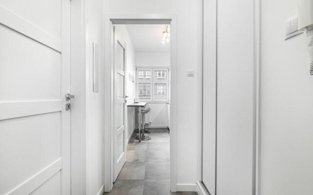 BillBerry Apartments - Four Lions