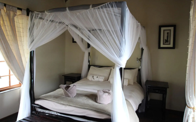Thornhill Safari Lodge