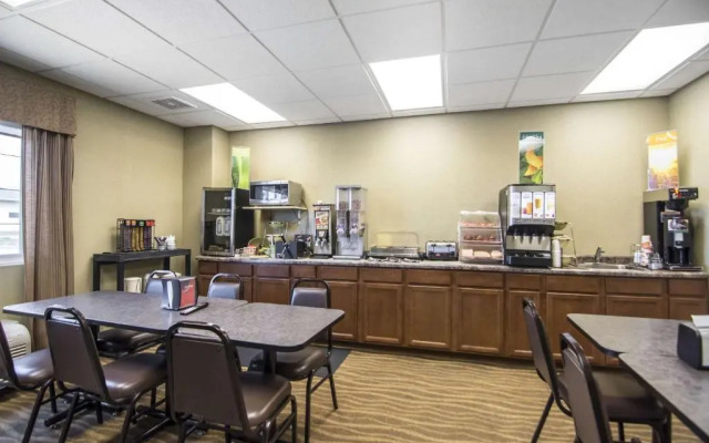 Quality Inn & Suites Thompson