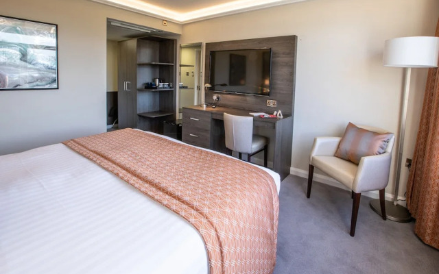 Ramada Resort by Wyndham Park Hall Wolverhampton